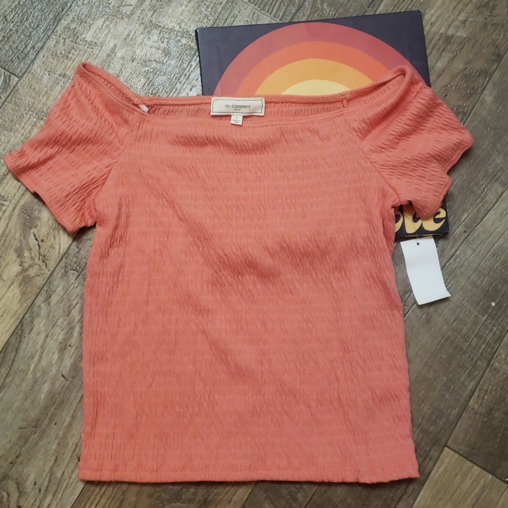 NWT  OFF SHOULDER TOP